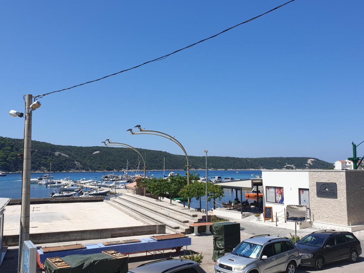 Apartmani i sobe Jusić Rab Town Bagian luar foto