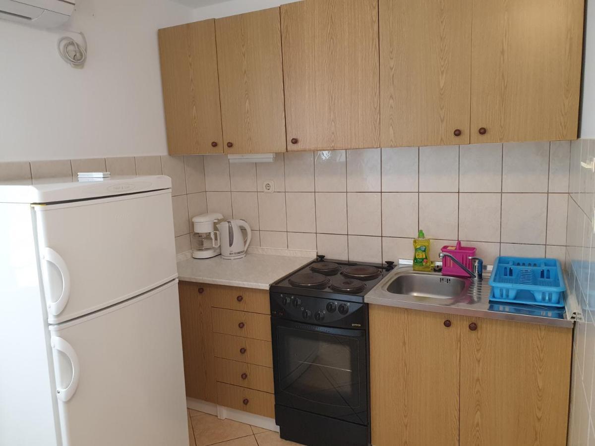 Apartmani i sobe Jusić Rab Town Bagian luar foto